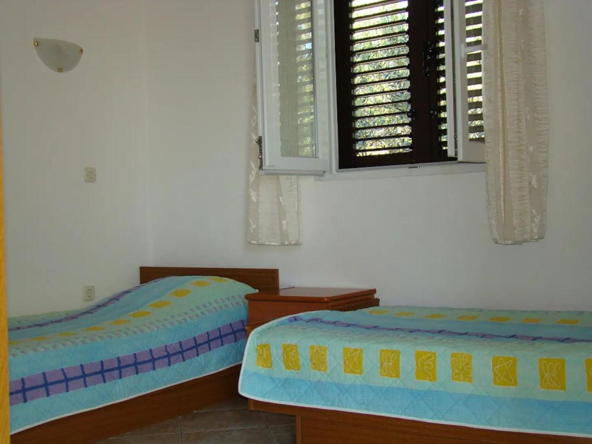 Apartments Davorka Шимуни Экстерьер фото