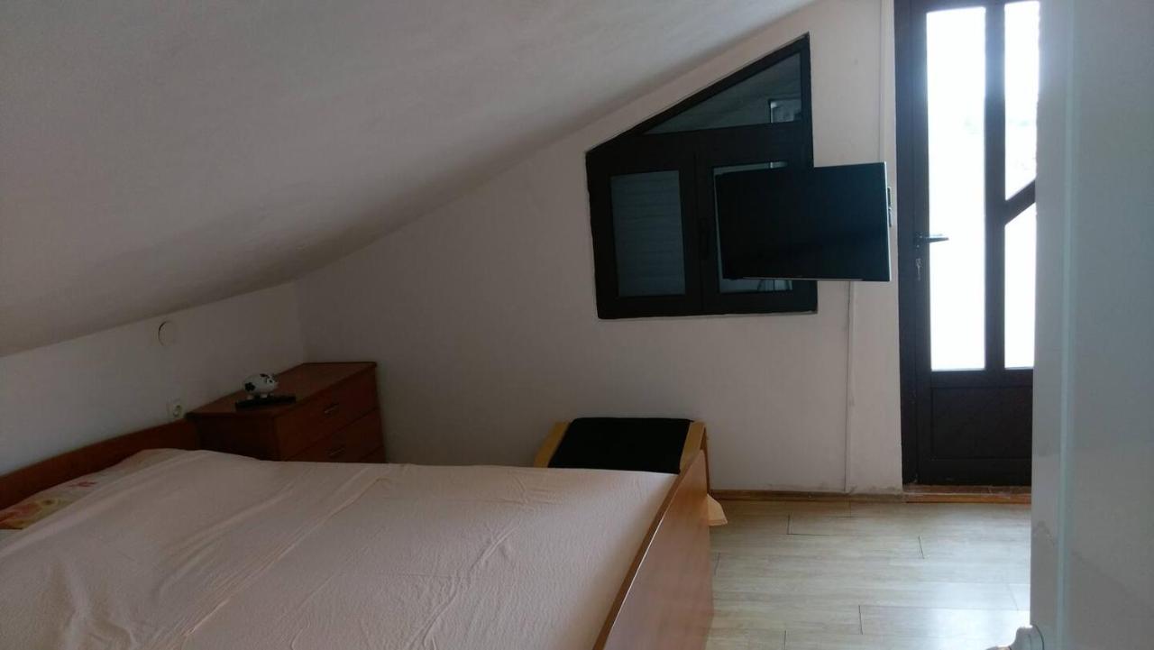 Apartments Davorka Шимуни Экстерьер фото