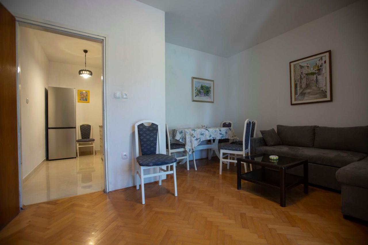 Apartments Davorka Шимуни Экстерьер фото